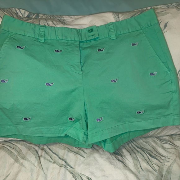 Vineyard Vines Pants - Vineyard Vines Women’s Shorts Green